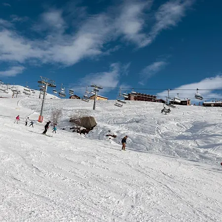Hellochalet - Cervino Ski-in Ski-out Ferienhaus *